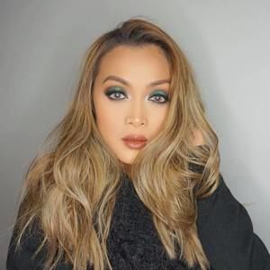 Meet your Posher, Sharee